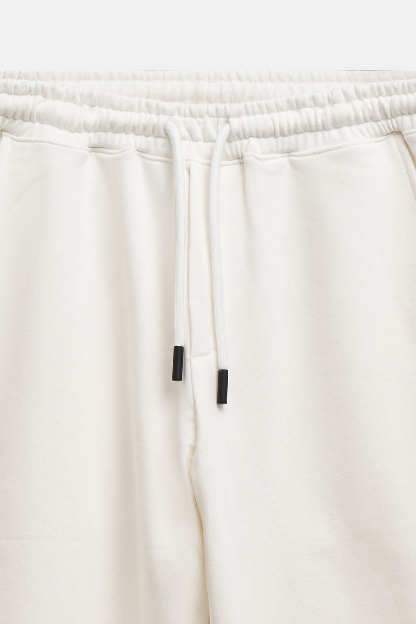 #color_off white