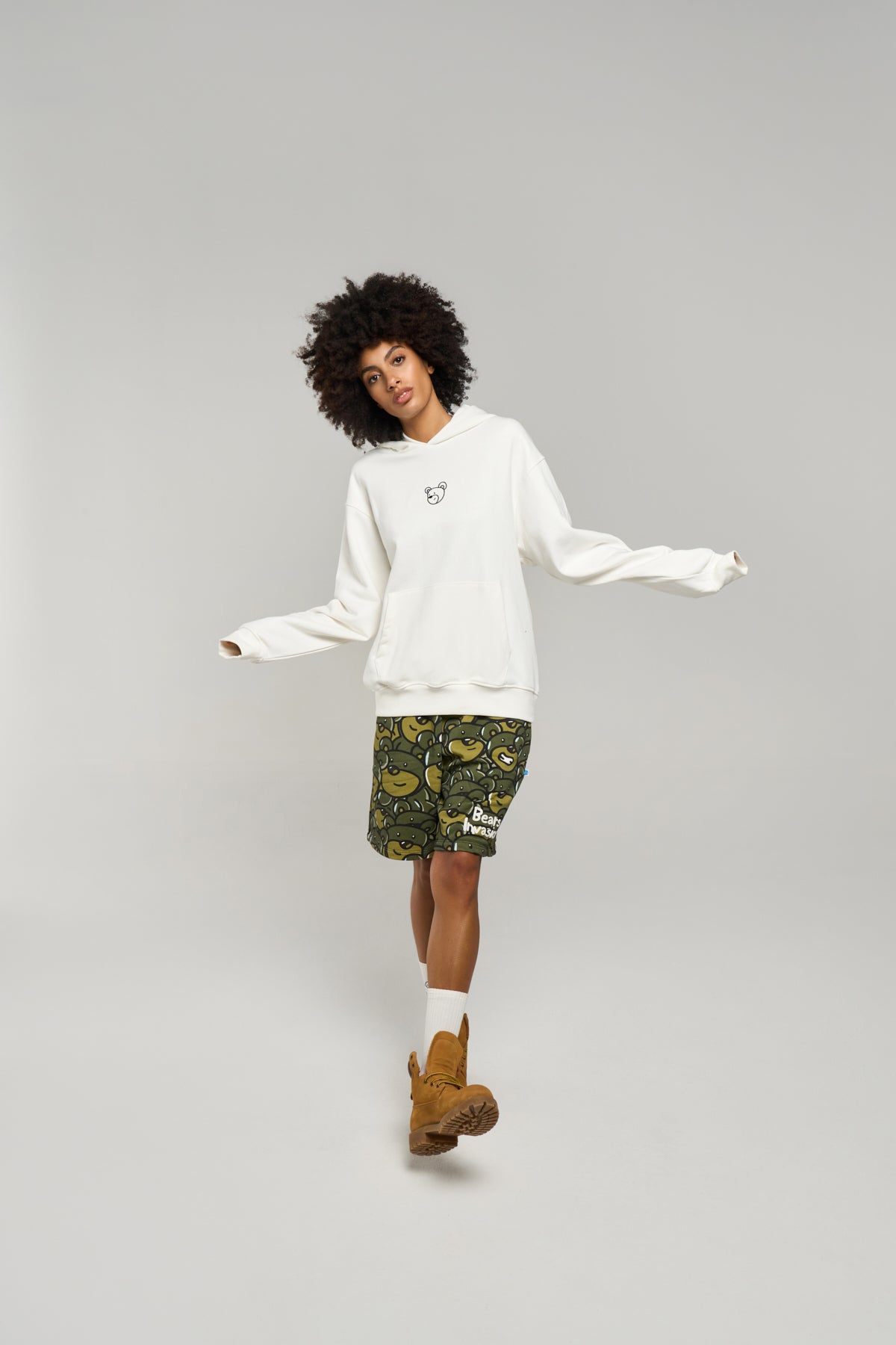 #color_off white