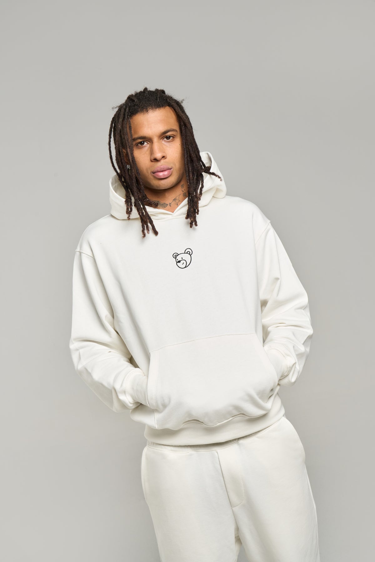 #color_off white