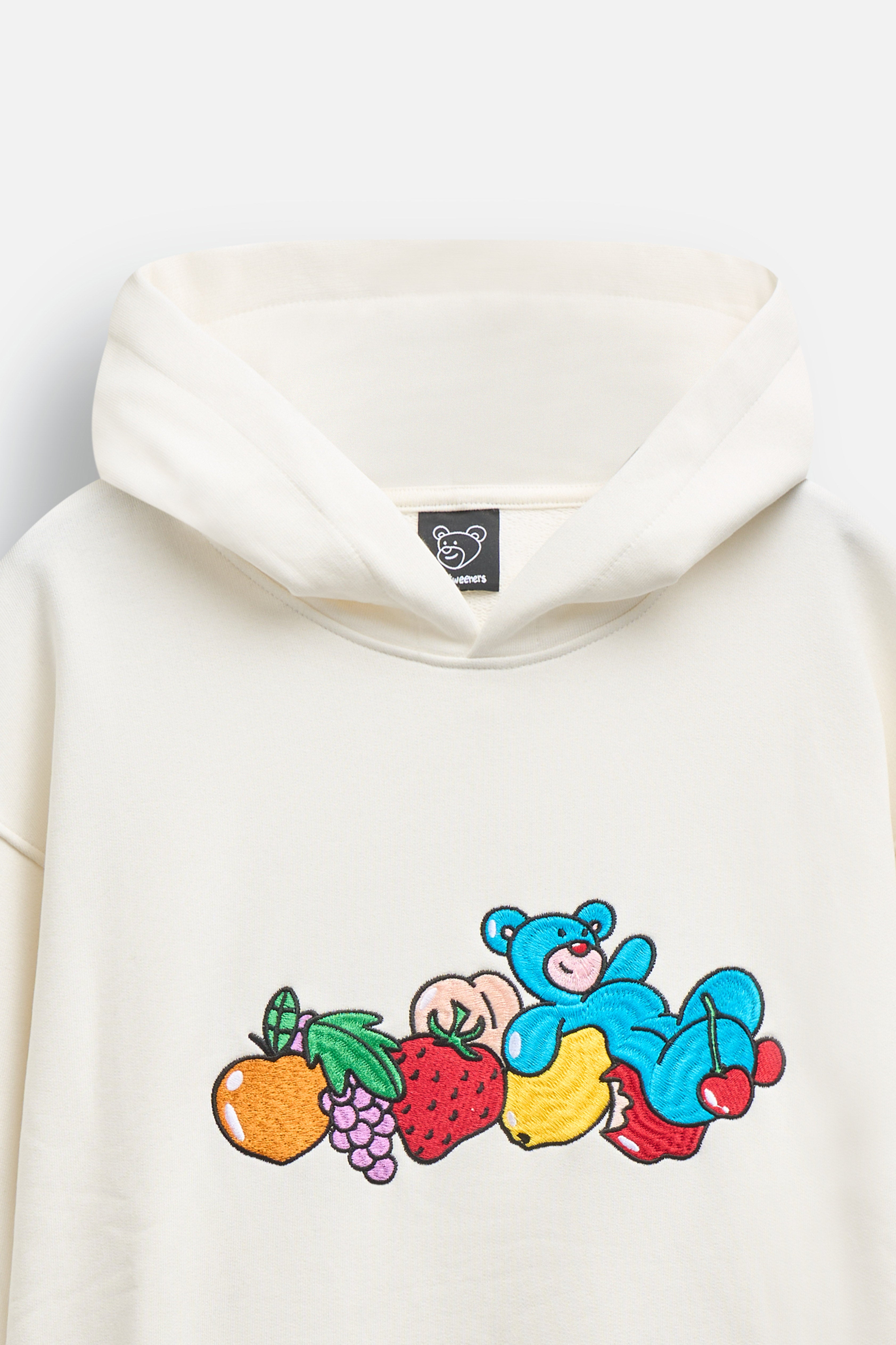 #color_off white