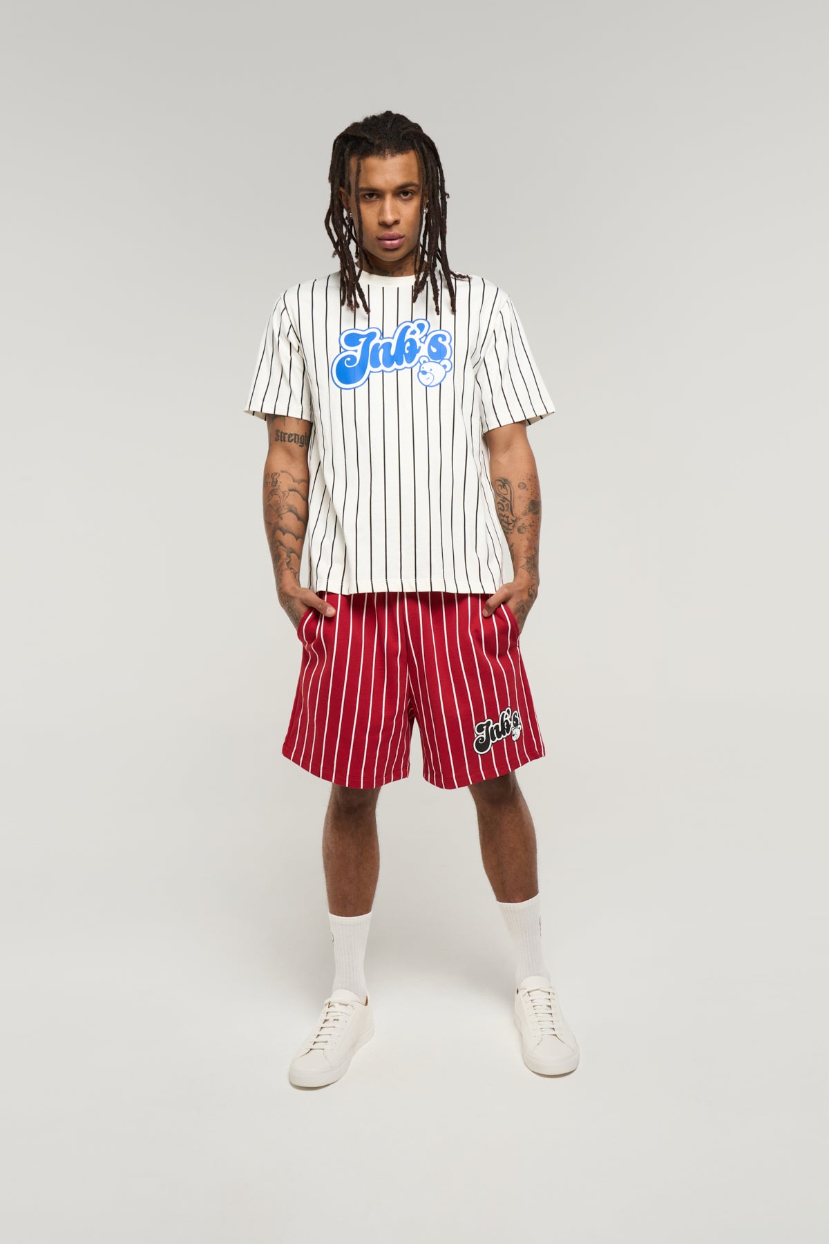 #color_off white